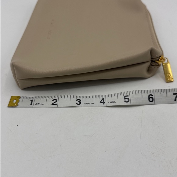 Melie Bianco Pouch Bag - Picture 7 of 7